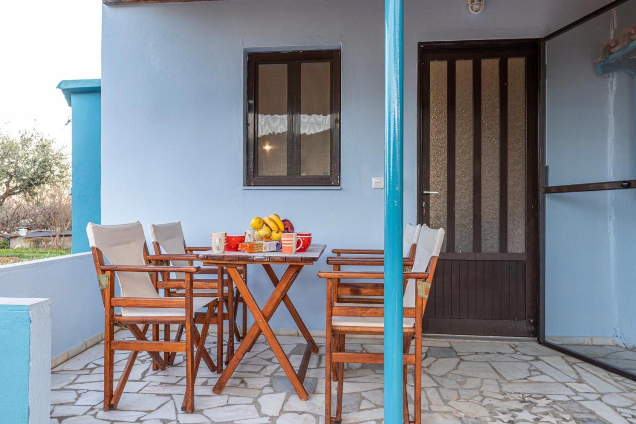 Secret Summer Havens - Perfectly Secluded Getaways Vasilítsion Екстериор снимка