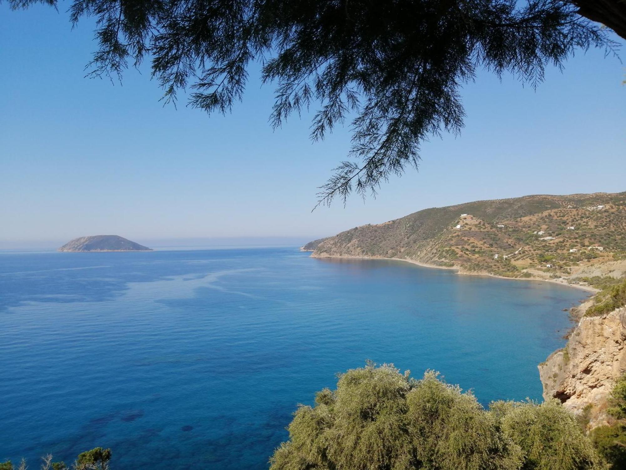 Secret Summer Havens - Perfectly Secluded Getaways Vasilítsion Екстериор снимка